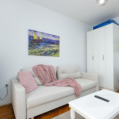 Valentino Apartment Porec Exterior photo